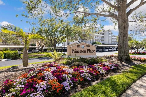 apt-308-360 Horse Creek Dr, NAPLES, FL, 34110-6045 | Card Image