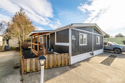 trlr-19-700 Nw Crosby Ave, Oak Harbor, WA, 98277-3861 | Card Image