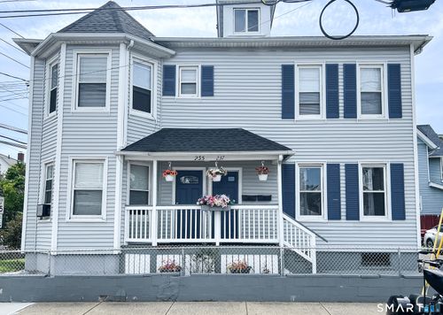 237-235-237 Hanover St, Bridgeport, CT, 06605-1512 | Card Image