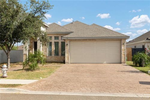 716 W Stevenson Ave, Alton, TX, 78573-1729 | Card Image