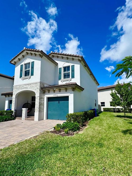 2355 Nw 125th St, Miami, FL, 33167-1572 | Card Image