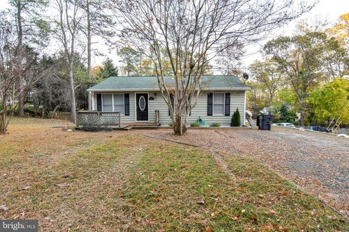 1118 Stagecoach Trl, LUSBY, MD, 20657-3665 | Card Image