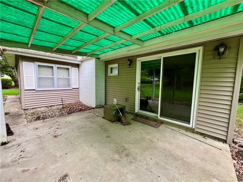 509 Lakeshore Dr, OAKLAND, IL, 61943-5206 | Card Image