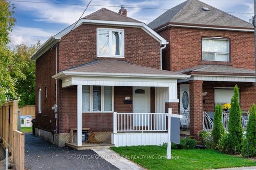 11 Bowie Ave, York, ON, M6E2P2 | Card Image