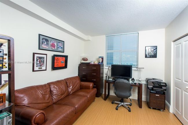 APT-3106 - 1250 S Miami Ave, Condo with 3 bedrooms, 2 bathrooms and null parking in Miami FL | Image 4