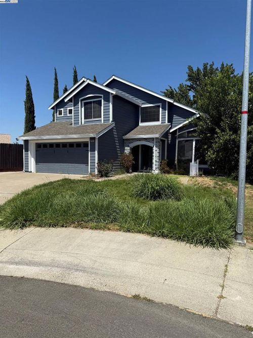 8450 Montpelier Way, Sacramento, CA, 95823-7231 | Card Image