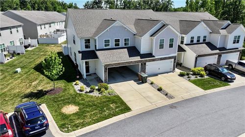 807 Riley Ln, Greensboro, NC, 27455-2887 | Card Image