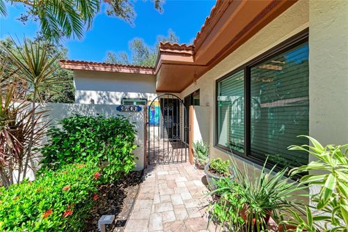 3406 Falcon Pl, BRADENTON, FL, 34210-4215 | Card Image