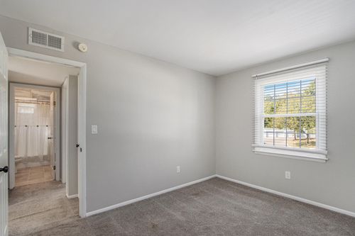 apt-b-714 Garland Cir, Kalamazoo, MI, 49008-2456 | Card Image