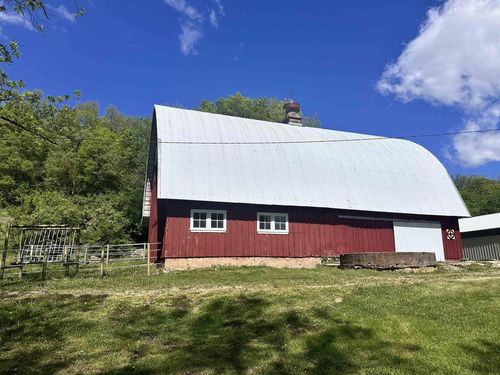 .61 Tanglewood Dr, Mc Gregor, IA, 52157 | Card Image