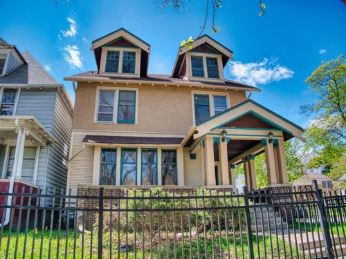 2377 N 44th St, Milwaukee, WI, 53210-2937 | Card Image