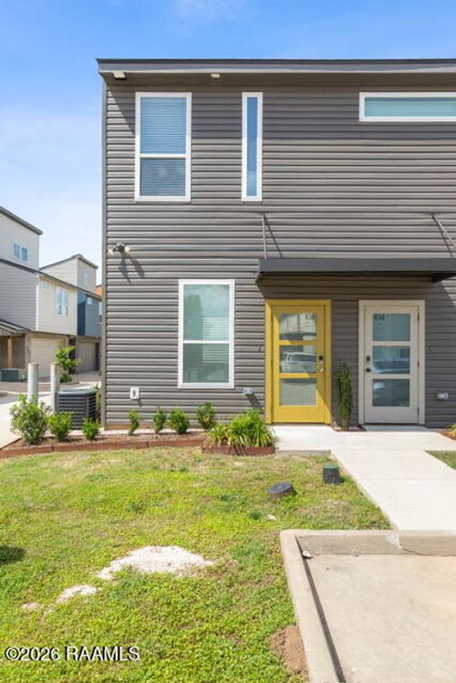 106 Green Ash Ln, Lafayette, LA, 70508-5869 | Card Image