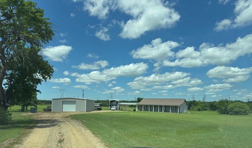 12638 W Us Highway 82, Savoy, TX, 75479-2102 | Card Image