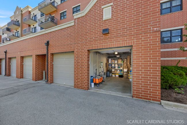 G1 Oversized private garage space. | Image 23