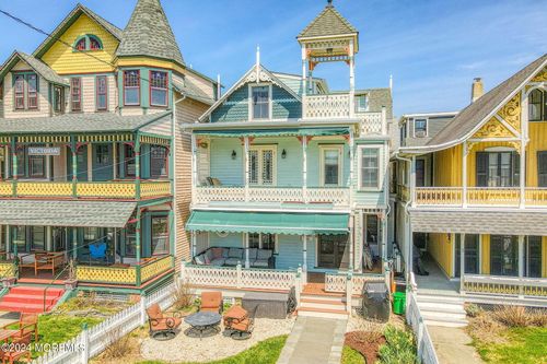 5 1/2 Embury Ave, Ocean Grove, NJ, 07756-1354 | Card Image