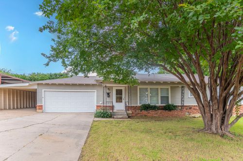 3128 Ray Dr, Haltom City, TX, 76117-4037 | Card Image