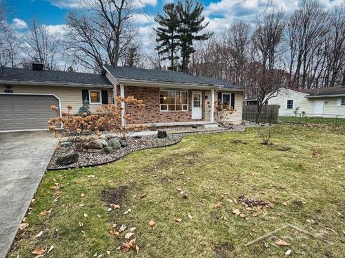 7846 Geddes Rd, Saginaw, MI, 48609-4209 | Card Image