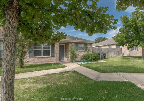 2418 Brittain Ct, College Station, TX, 77845-5476 | Card Image