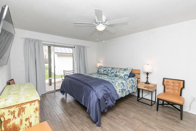 102 - 104 Cove E, Condo with 3 bedrooms, 2 bathrooms and null parking in Horseshoe Bay TX | Image 22