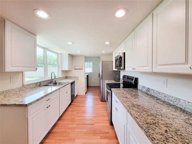 5822 Evening Shadows Ln, House other with 4 bedrooms, 3 bathrooms and 2 parking in Spring TX | Image 19