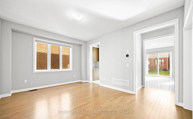 22 Rustic Oak Trail, House other with 4 bedrooms, 4 bathrooms and 4 parking in Ayr ON | Image 9