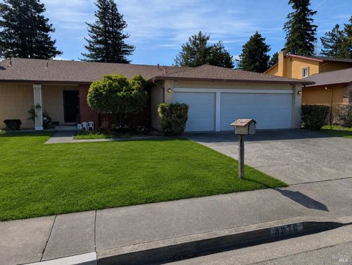 4876 Fairway Drive, Rohnert Park, CA, 94928 | Card Image