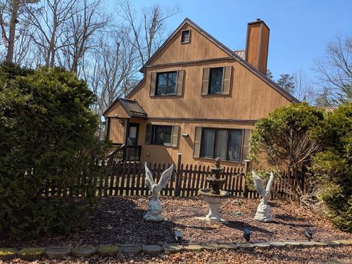 9583 Nutbush Road, Green Bay, VA, 23942 | Card Image