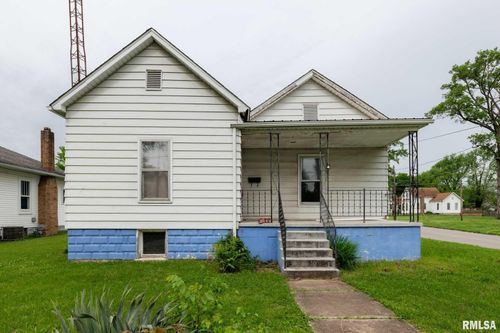 453 N Winters St, Du Quoin, IL, 62832-2147 | Card Image