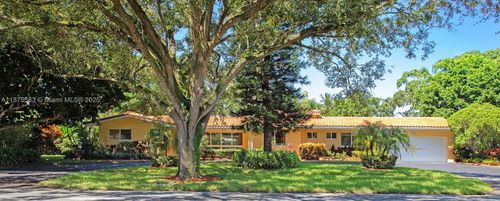 131 Sw 59th Ave, Plantation, FL, 33317-3452 | Card Image