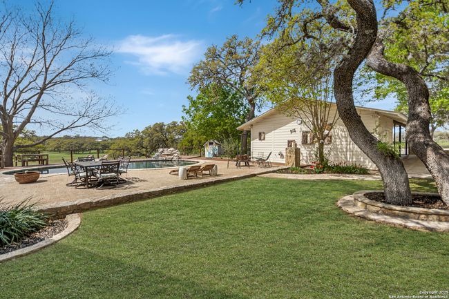 70 Cleo Ln, House other with 4 bedrooms, 4 bathrooms and null parking in Boerne TX | Image 88