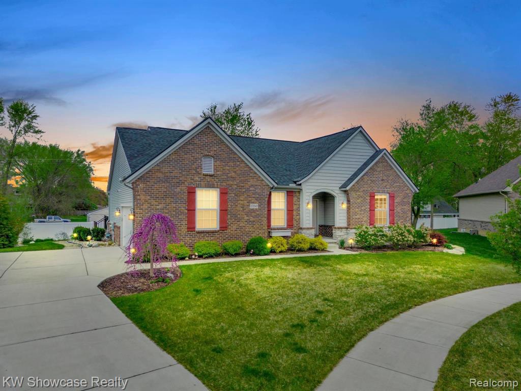 Cobblestone Creek Dr, Van Buren Township, MI 48111