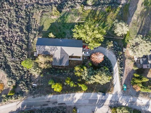 24980 Sunset Way, Tehachapi, CA, 93561-7022 | Card Image