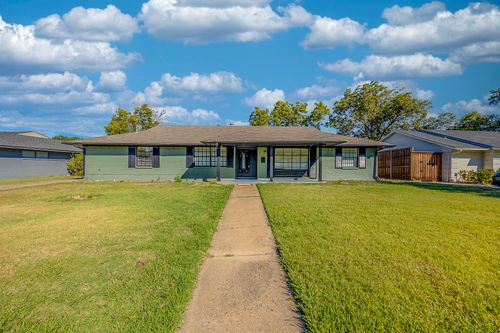 3255 Whitehall Dr, Dallas, TX, 75229-2555 | Card Image