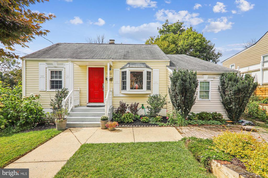 Idlewood Rd, Silver Spring, MD 20906