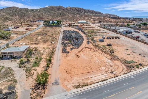 2140 E Washington Dam Rd, Washington, UT, 84780-2179 | Card Image