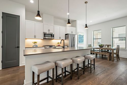 apt-501-3700 Clawson Rd, Austin, TX, 78704-8176 | Card Image