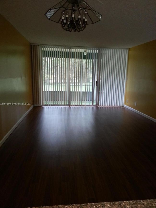 APT-105K - 8300 Sands Point Blvd, Condo with 1 bedrooms, 2 bathrooms and null parking in Tamarac FL | Image 7