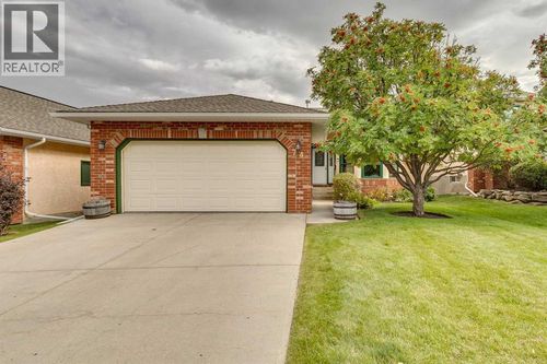 74 Evergreen Bay Sw, Calgary, AB, T2Y3E9 | Card Image