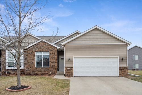 223 Windflower Ln, Solon, IA, 52333-9453 | Card Image