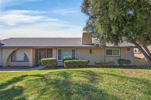 apt-32-2891 Canyon Crest Dr, Riverside, CA, 92507-2906 | Card Image