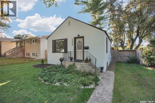 1940 Coy Ave, Saskatoon, SK, S7M0J1 | Card Image
