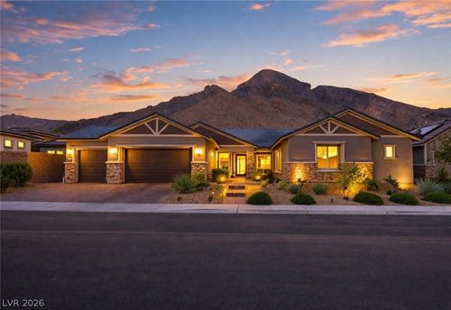 3101 Reverence Heights Ln, Las Vegas, NV, 89138-6207 | Card Image