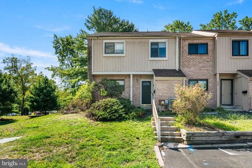 120 Sycamore Ct, COLLEGEVILLE, PA, 19426-2910 | Card Image