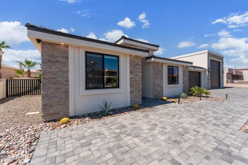 2195 Casper Dr, Lake Havasu City, AZ, 86406-8141 | Card Image