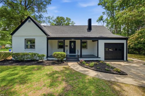 1555 Crane Ave, Norfolk, VA, 23518-2929 | Card Image