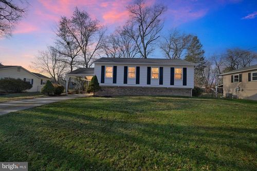 8012 Frye Rd, ALEXANDRIA, VA, 22309-1136 | Card Image