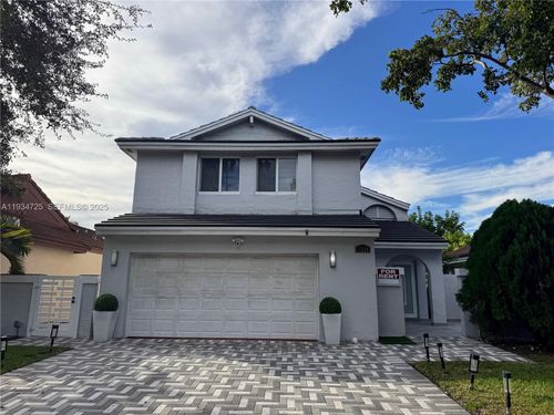 17324-17324 Nw 63rd Ave, Hialeah, FL, 33015-4472 | Card Image