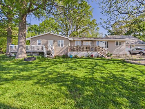 17 S Henson Rd, Villa Grove, IL, 61956-1647 | Card Image
