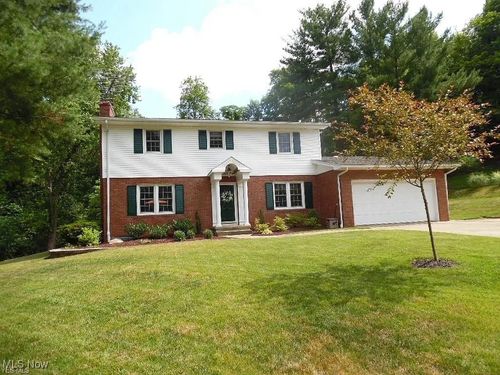 120 Woodcrest Dr, Marietta, OH, 45750-1352 | Card Image