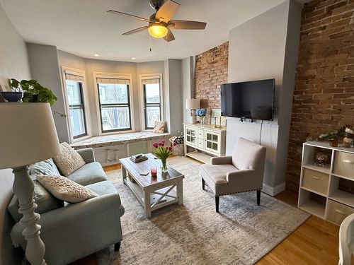 4-265 Lexington St, Boston, MA, 02128-2565 | Card Image